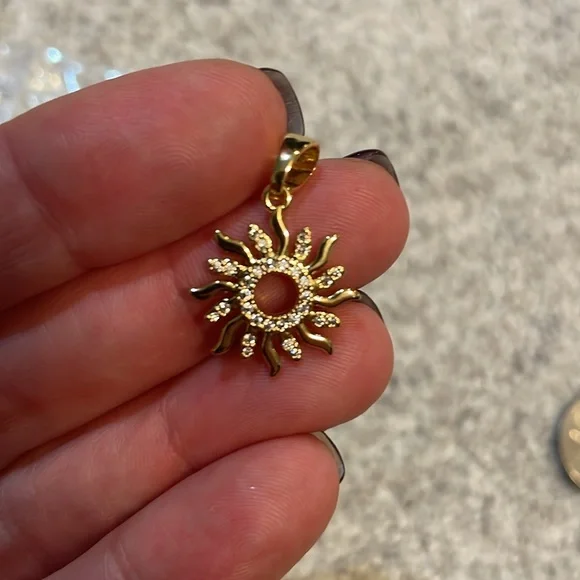 3/$15 - Set of 2 New Gold Pave Charms, Pendant - Picture 6 of 10